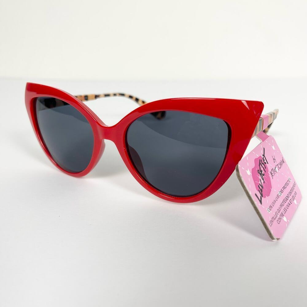 NWT Betsey Johnson Luv Betsy Cat Eye Rockabilly Sunglasses Red Leopard Retro 50s - Picture 2 of 5